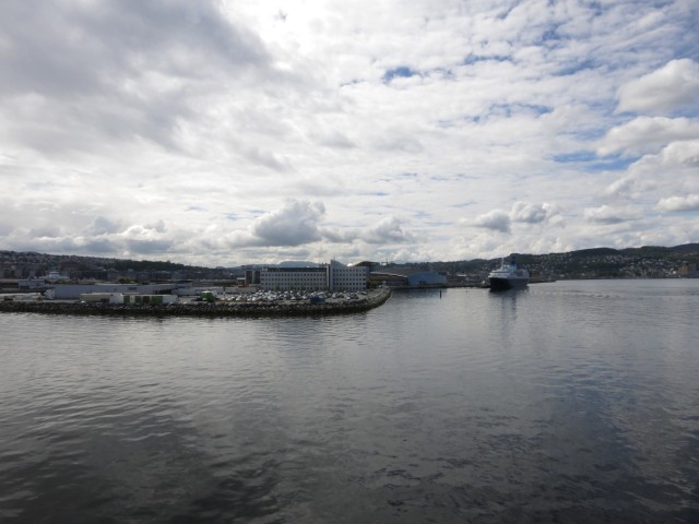 Hurtigruten_2015-06-19_12-02